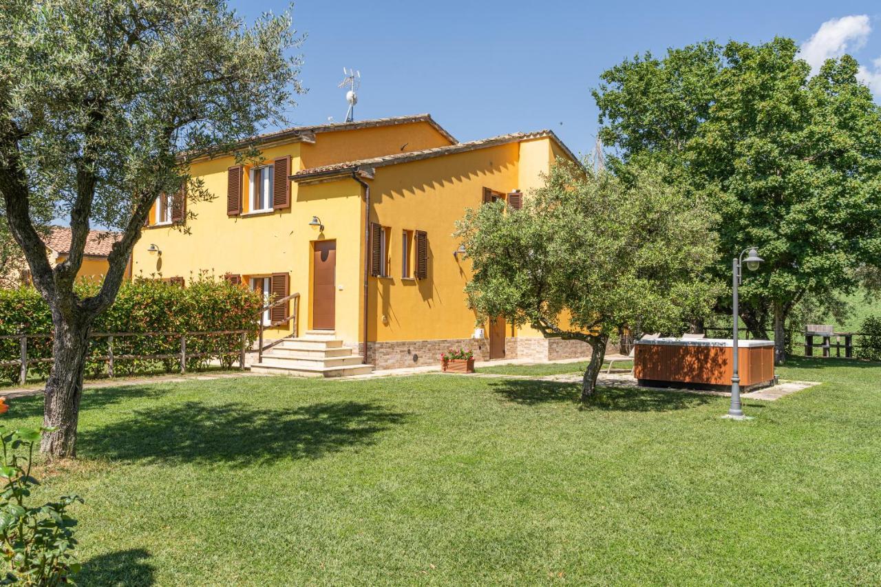 Montenovo Country House Ostra Vetere Εξωτερικό φωτογραφία