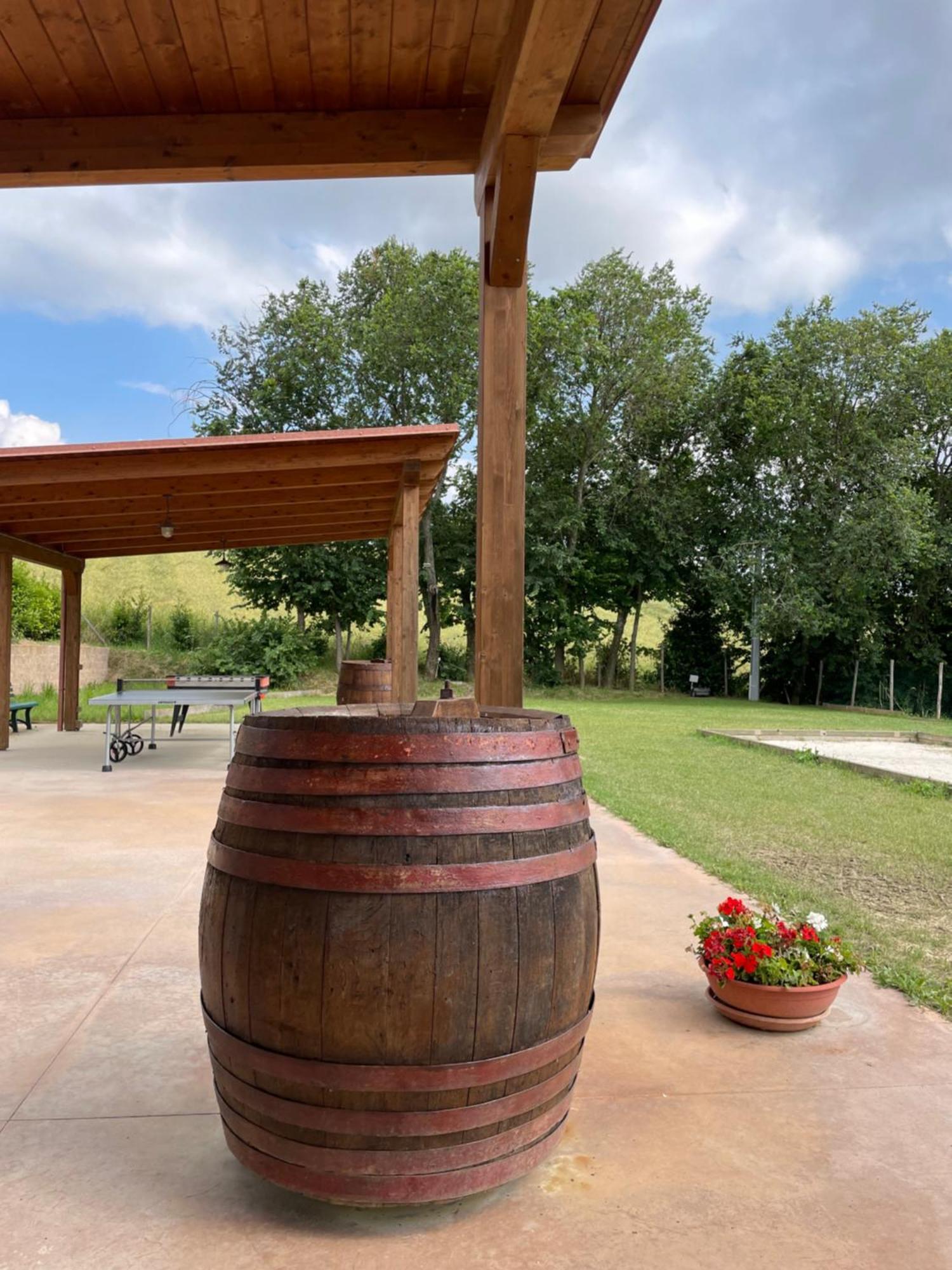 Montenovo Country House Ostra Vetere Εξωτερικό φωτογραφία