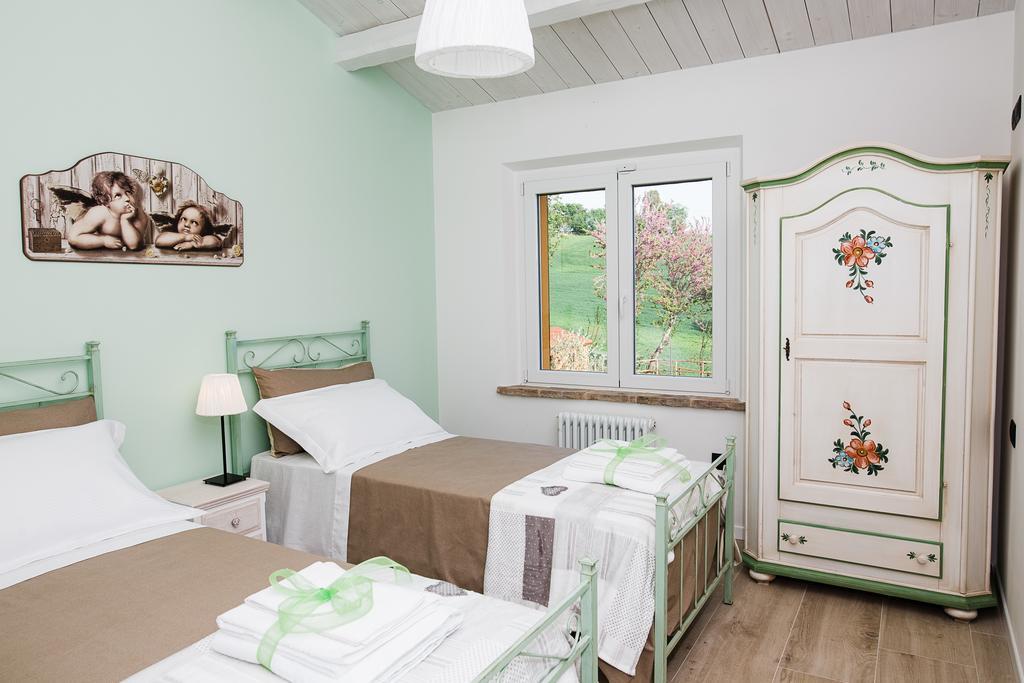 Montenovo Country House Ostra Vetere Εξωτερικό φωτογραφία