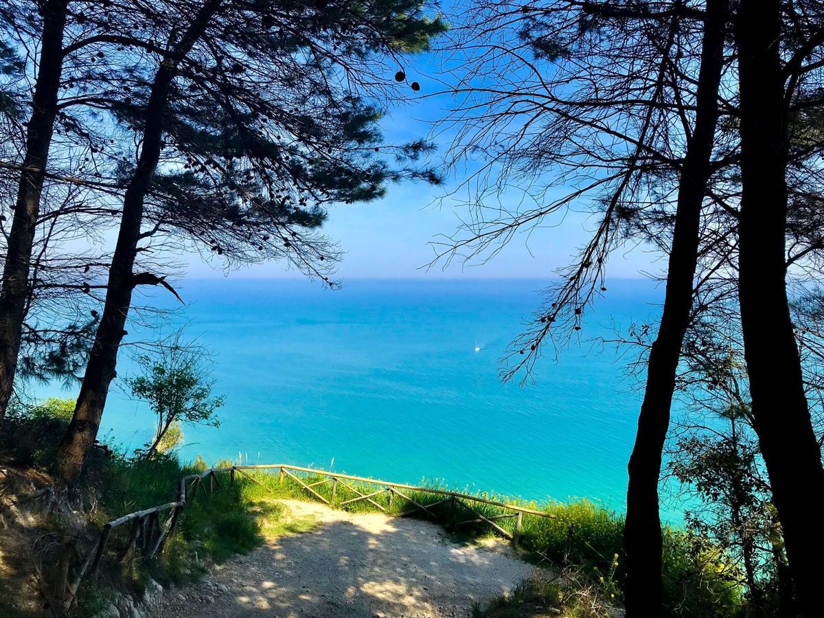 Montenovo Country House Ostra Vetere Εξωτερικό φωτογραφία