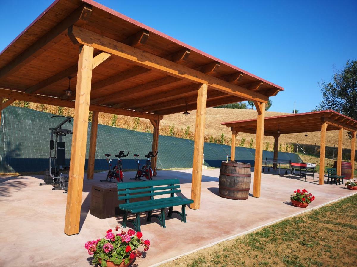 Montenovo Country House Ostra Vetere Εξωτερικό φωτογραφία