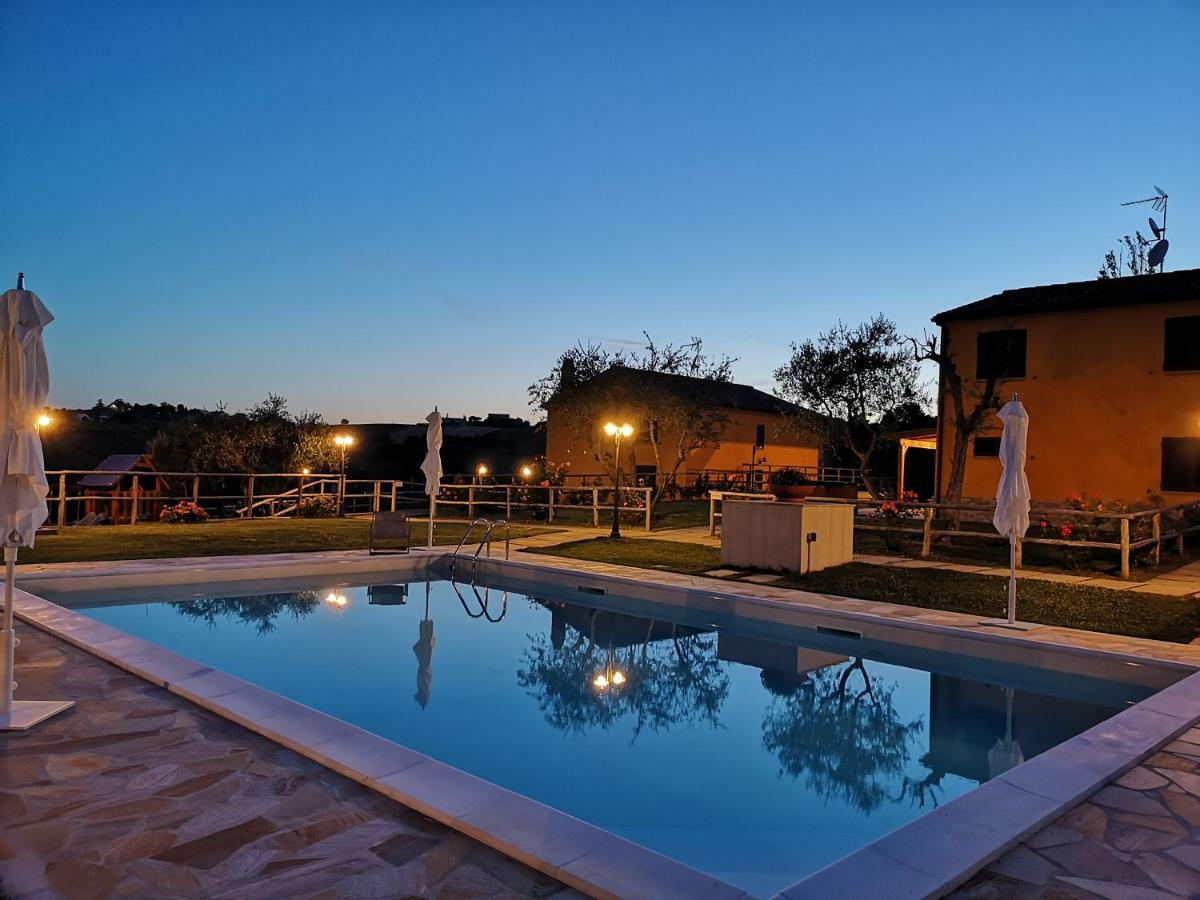 Montenovo Country House Ostra Vetere Εξωτερικό φωτογραφία