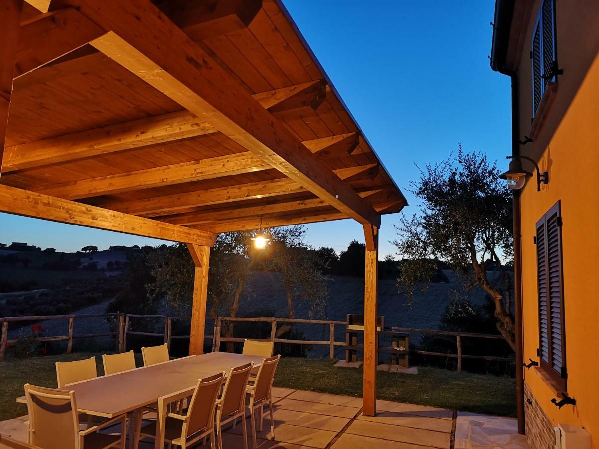 Montenovo Country House Ostra Vetere Εξωτερικό φωτογραφία